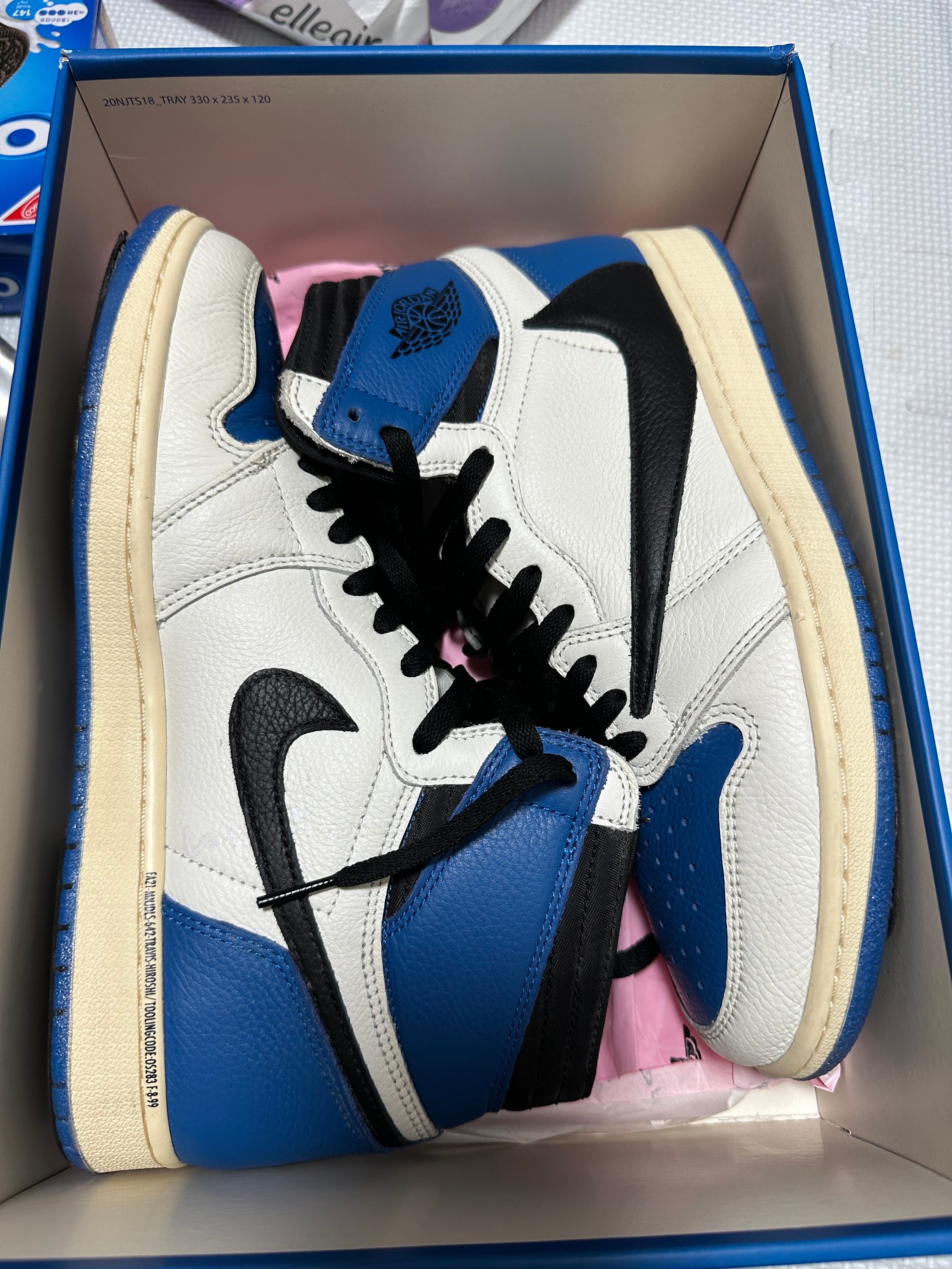 Travis Scott × fragment design × Nike Air Jordan 1 Retro High OG SP "Military Blue"