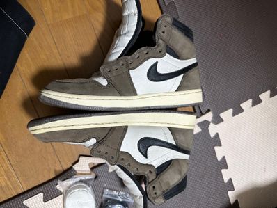 Travis Scott × Nike Air Jordan 1 Retro High OG TS SP "Sail/Dark Mocha"