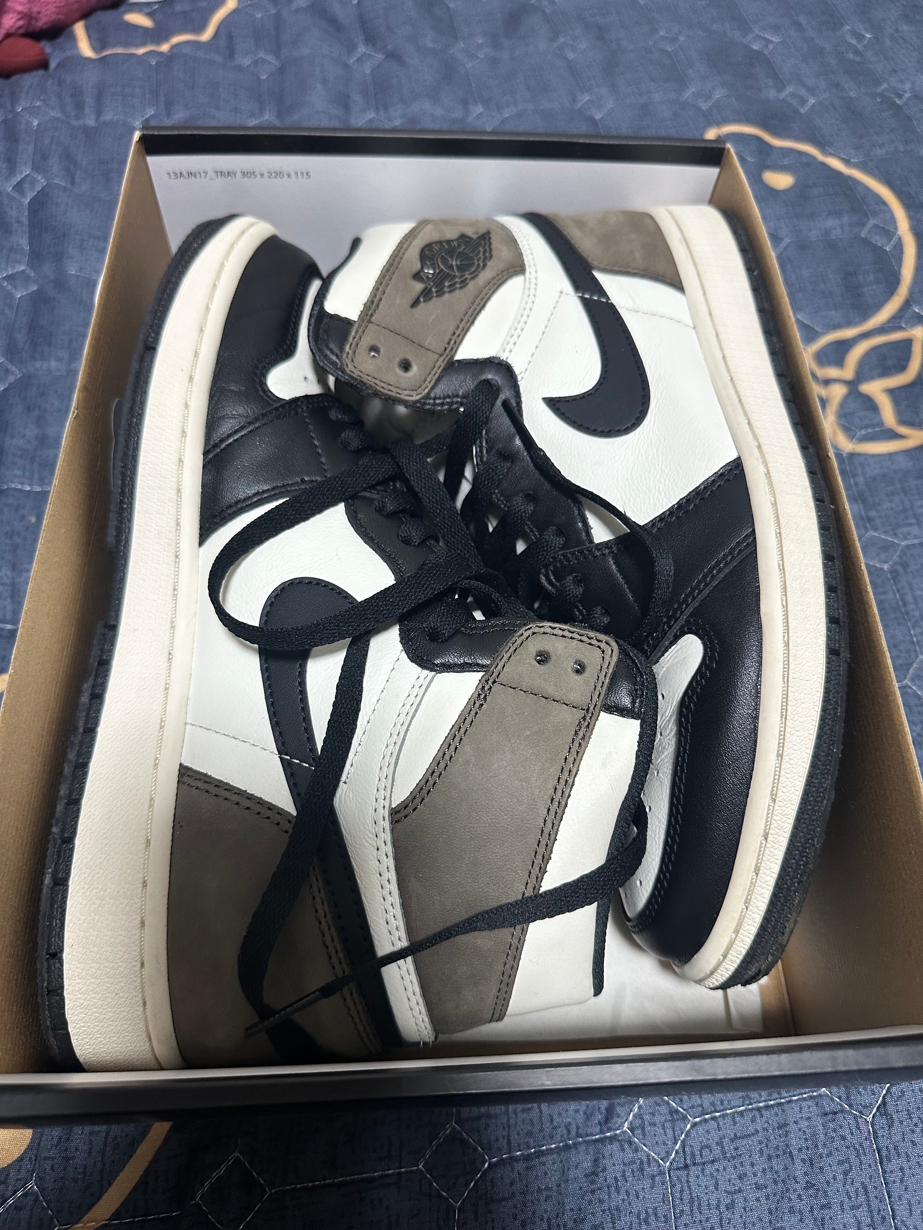 Nike Air Jordan 1 High OG "Sail/Dark Mocha/Black"