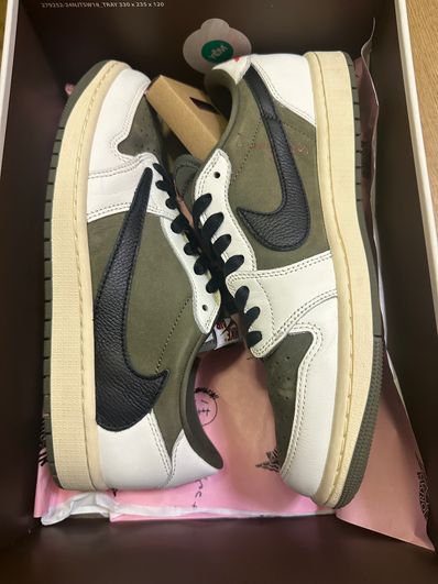 Travis Scott × Nike Air Jordan 1 Low OG SP "Reverse Olive"
