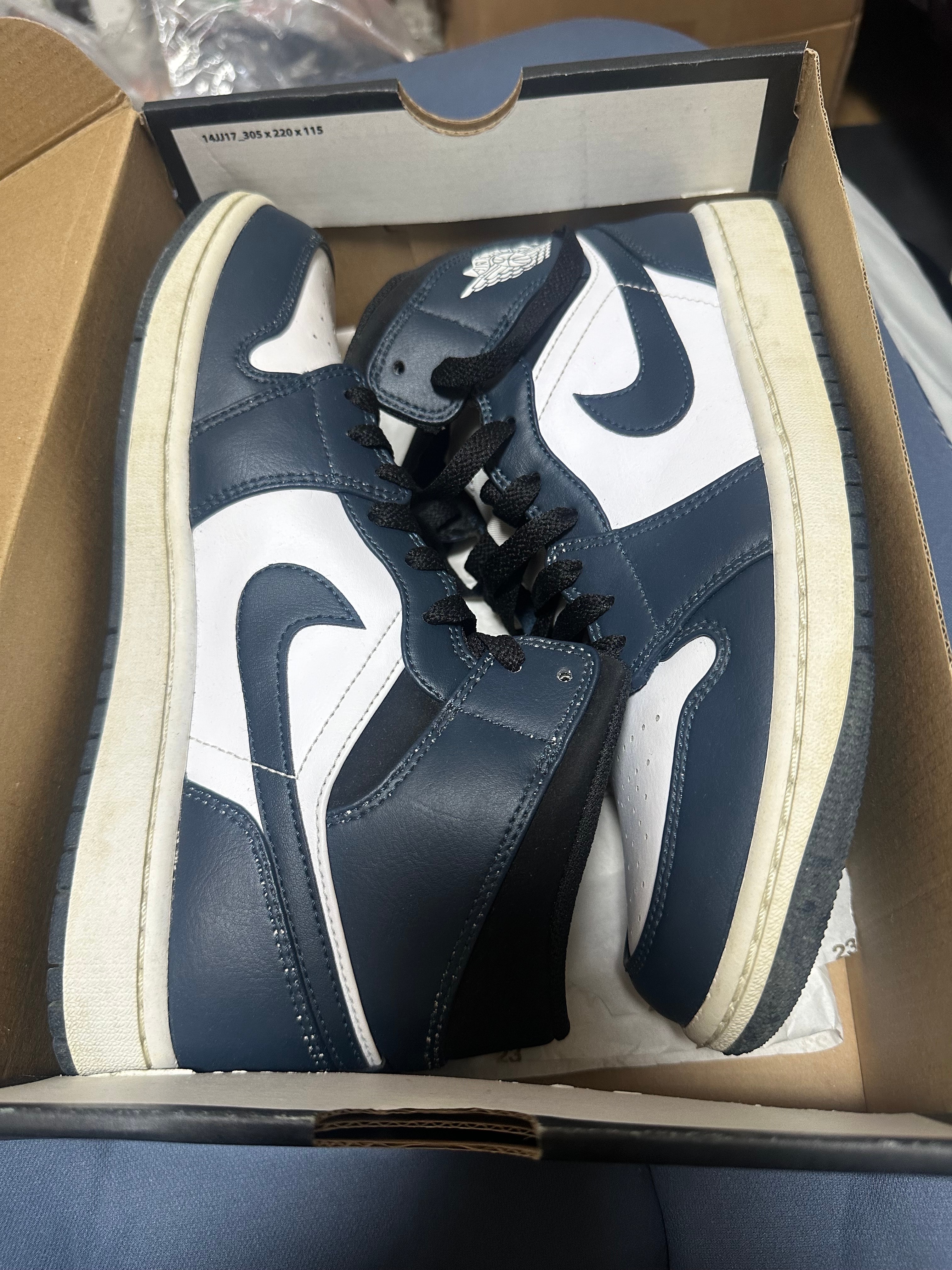 Nike Air Jordan 1 Mid "Dark Teal/Armory Navy"