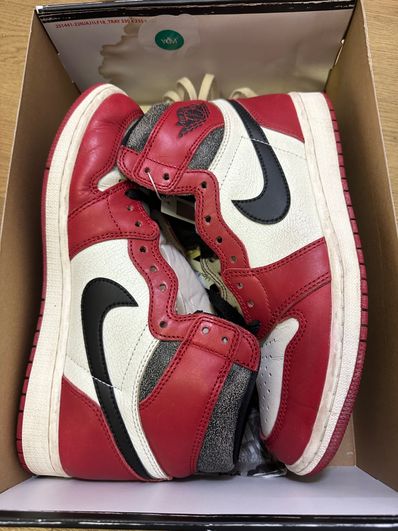 Nike Air Jordan 1 High OG "Lost & Found/Chicago"