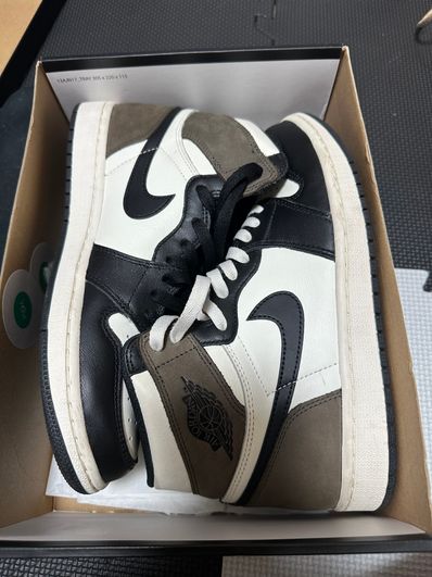 Nike Air Jordan 1 High OG "Sail/Dark Mocha/Black"