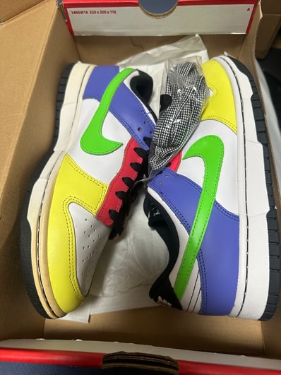 Nike Women's Dunk Low "Green/Strike"