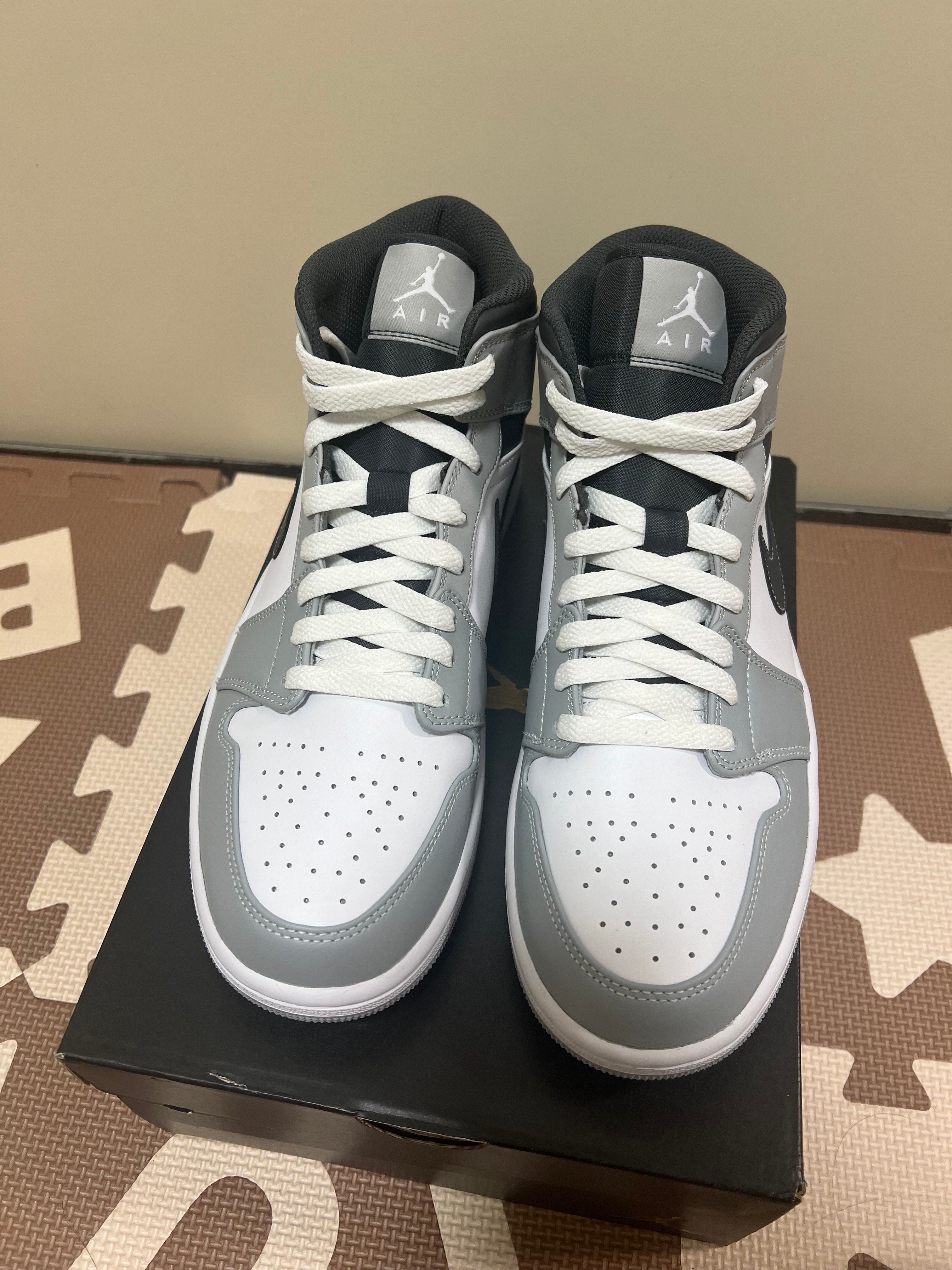 Nike Air Jordan 1 Mid "Grey White/Anthracite"
