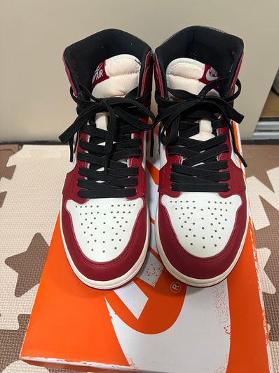 Nike Air Jordan 1 High OG "Lost & Found/Chicago"