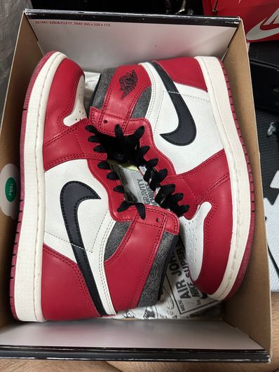 Nike Air Jordan 1 High OG "Lost & Found/Chicago"