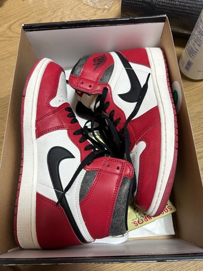 Nike Air Jordan 1 High OG "Lost & Found/Chicago"