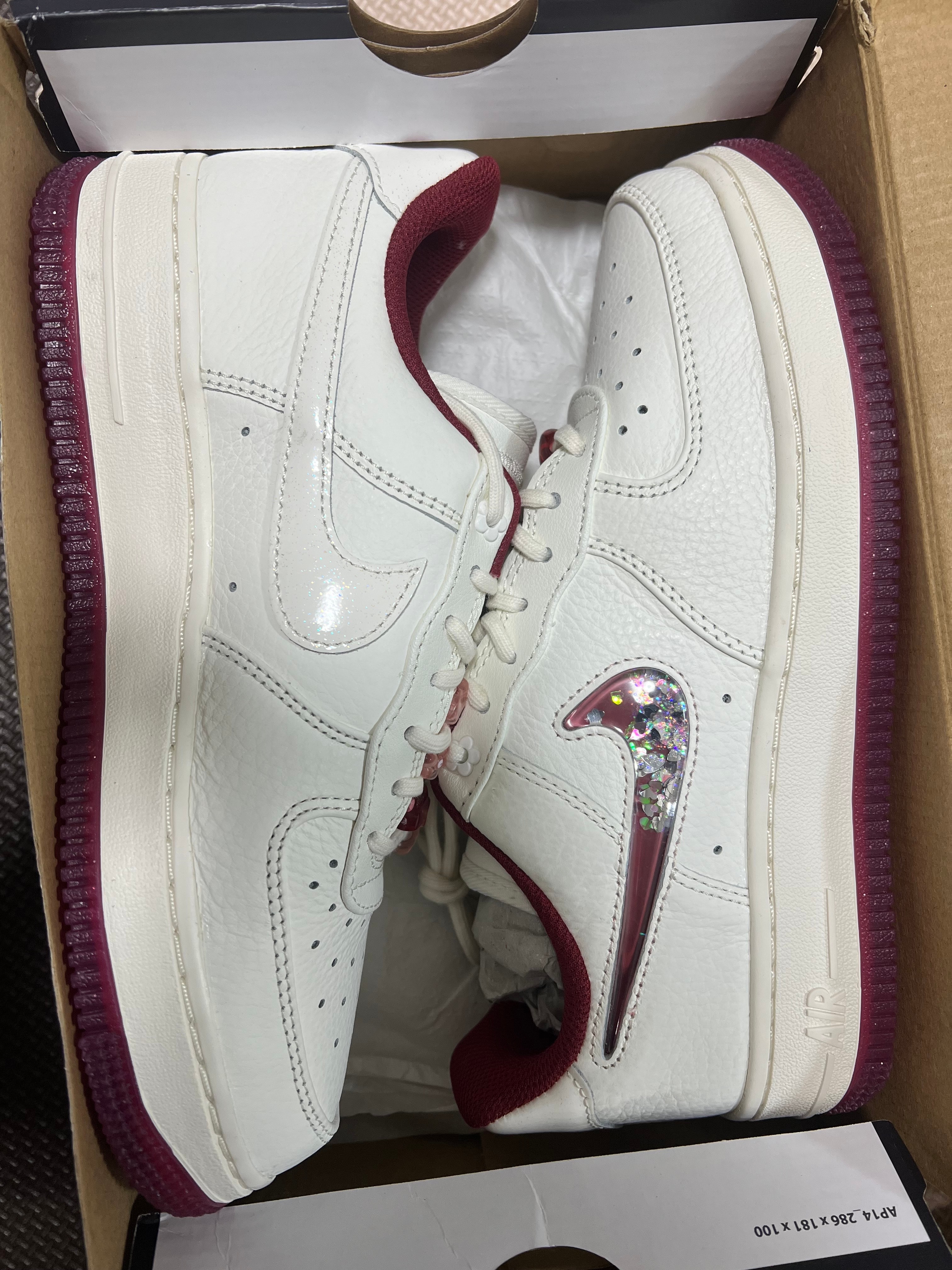 Nike Women's Air Force 1 Low "Valentine’s Day" (2024)