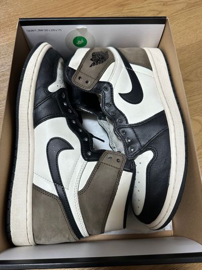 Nike Air Jordan 1 High OG "Sail/Dark Mocha/Black"