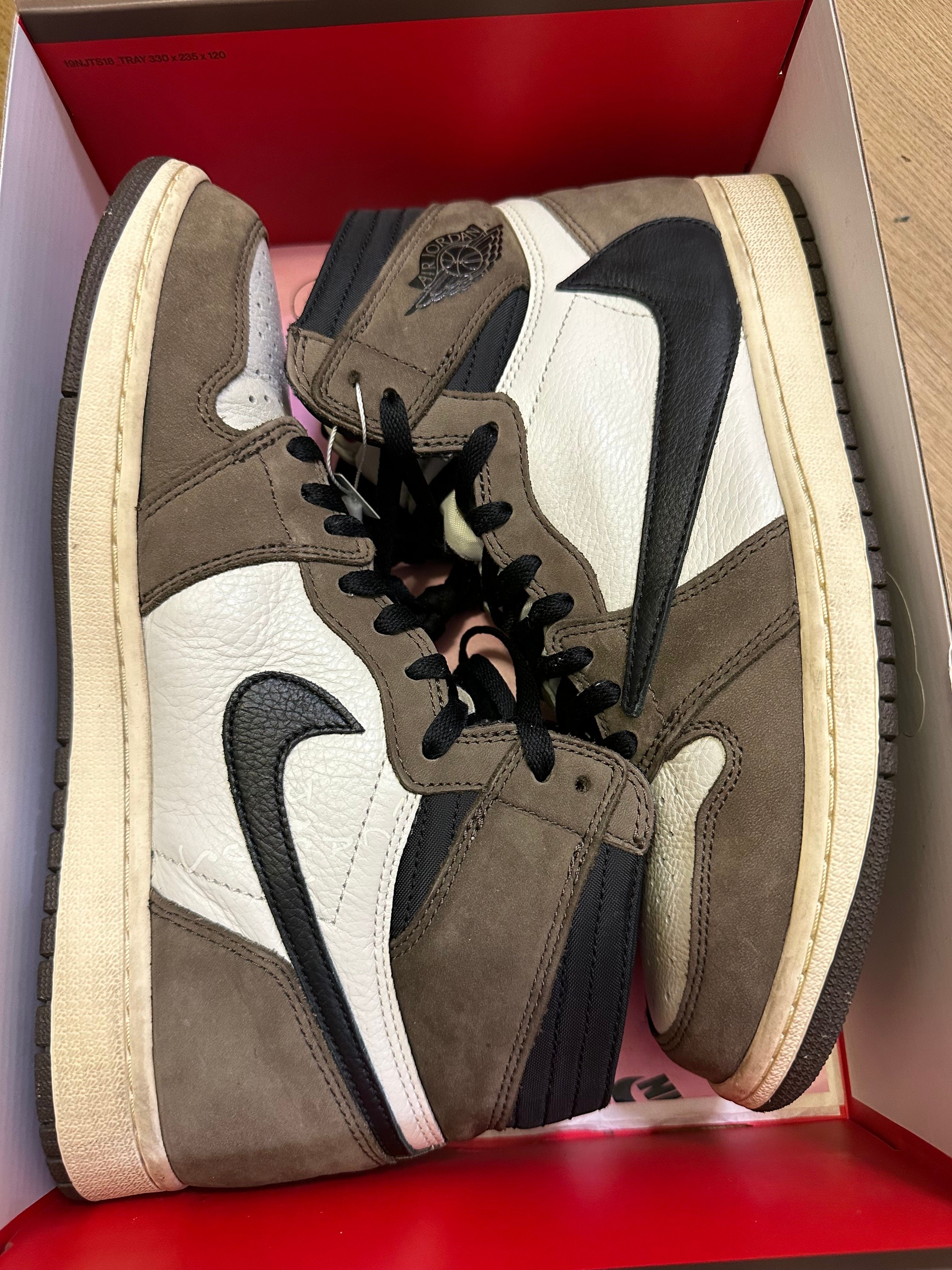Travis Scott × Nike Air Jordan 1 Retro High OG TS SP "Sail/Dark Mocha"