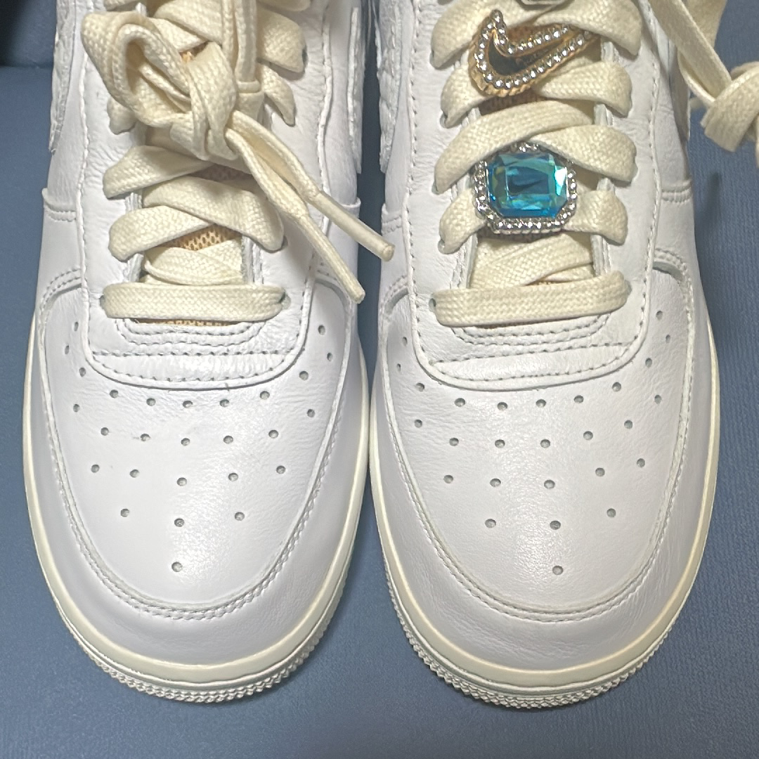 ナイキ ウィメンズ エアフォース1 ロー '07 LX "ブリン"