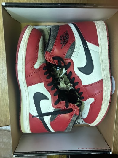 Nike Air Jordan 1 High OG "Lost & Found/Chicago"