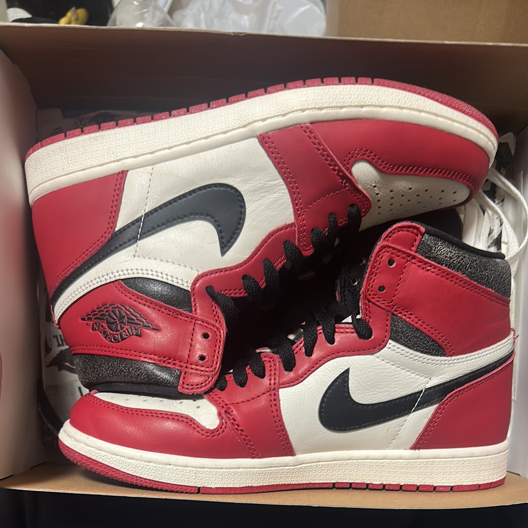 ナイキ エアジョーダン1 ハイ OG "ロスト&ファウンド/シカゴ"