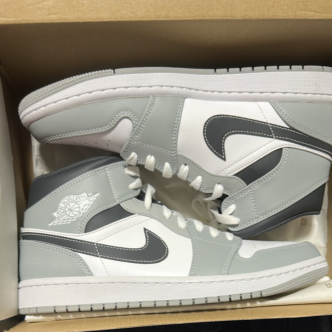 Nike Air Jordan 1 Mid "Grey White/Anthracite"