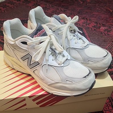 New Balance 990V3 "Sea Salt/Rain Cloud"