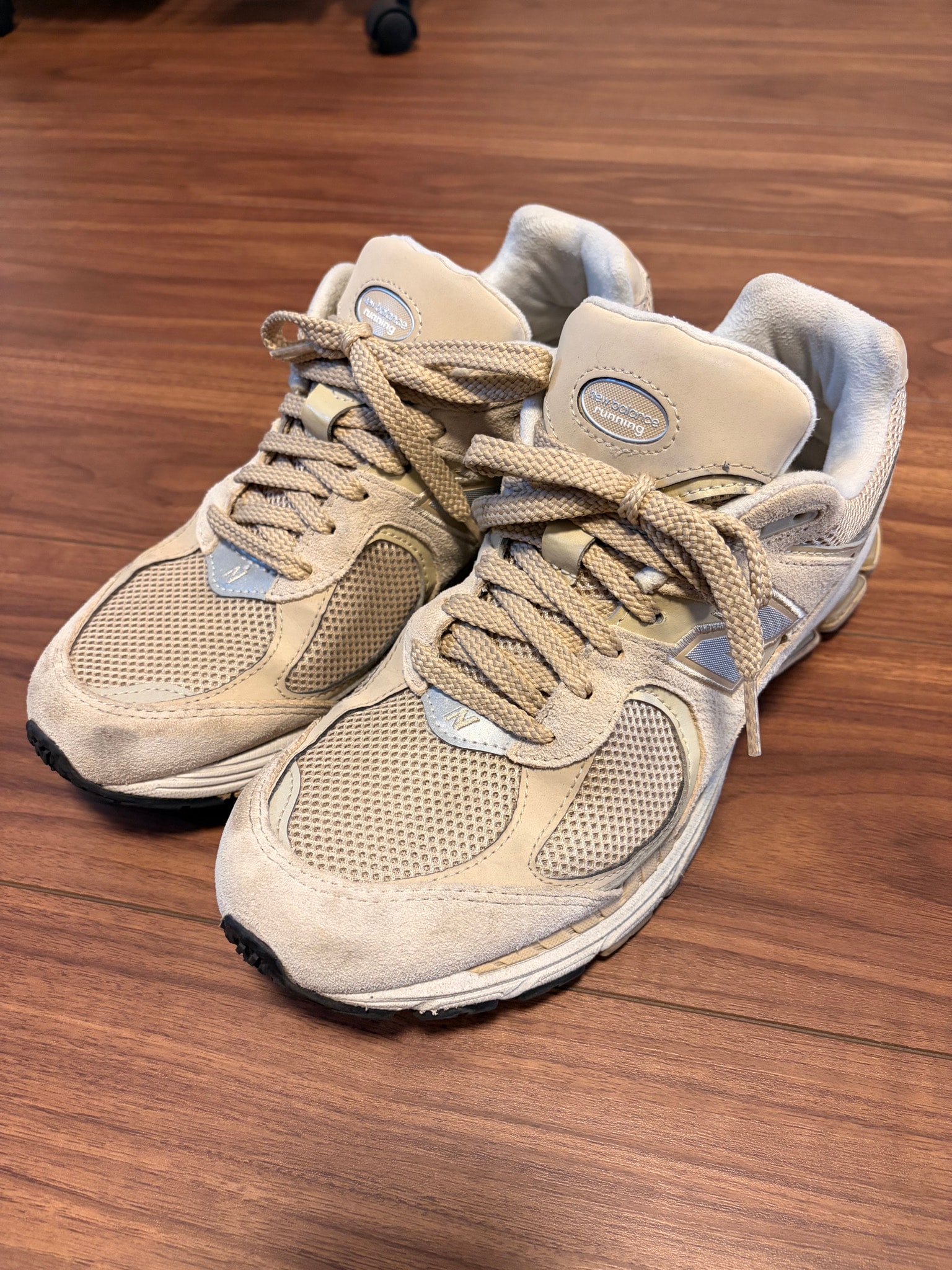 New Balance 2002R "Khaki/Silver"