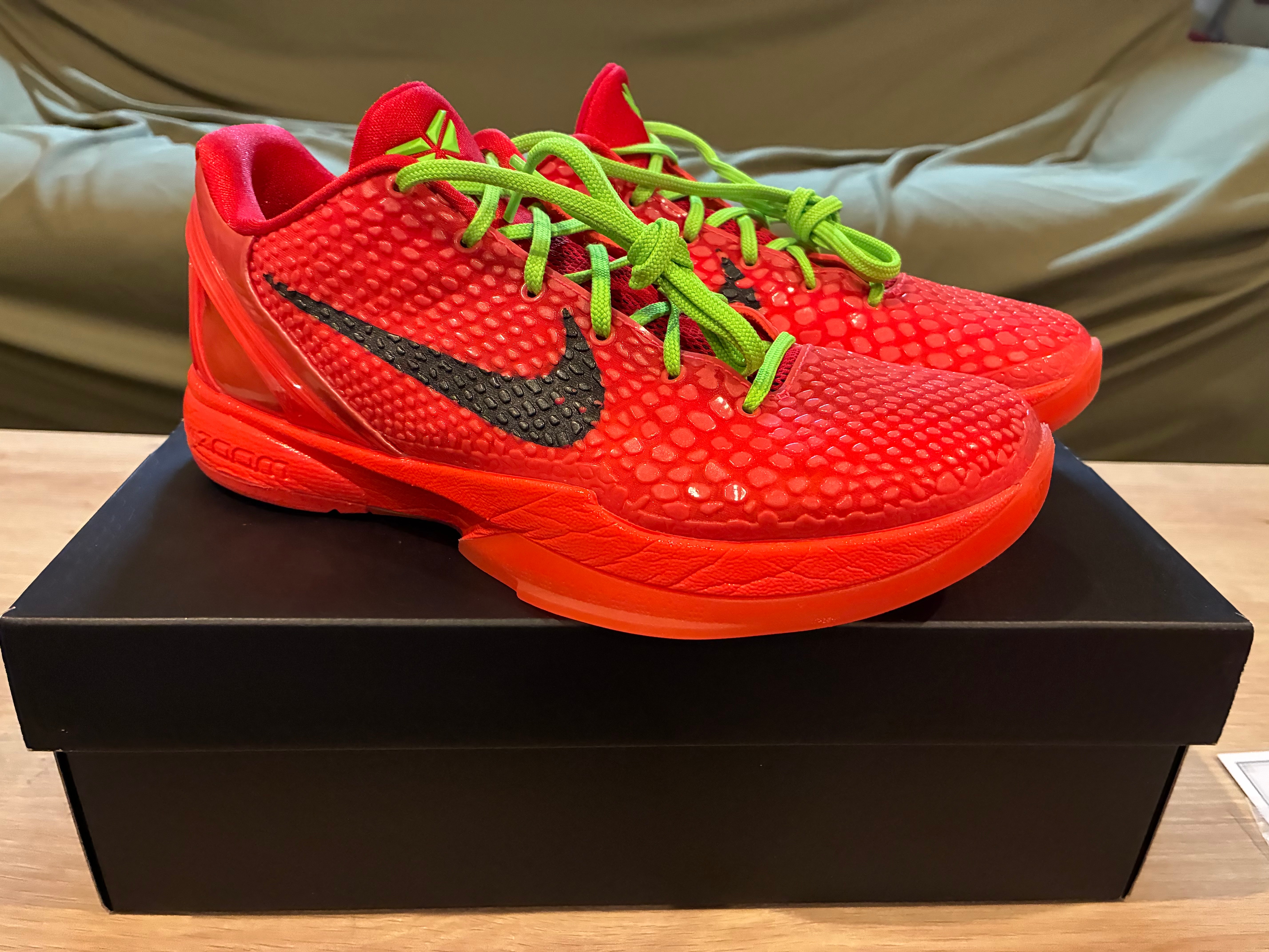 ナイキ コービー6 プロトロ "リバース グリンチ"