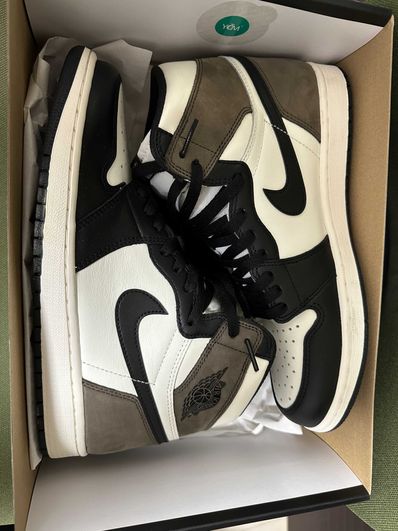 Nike Air Jordan 1 High OG "Sail/Dark Mocha/Black"