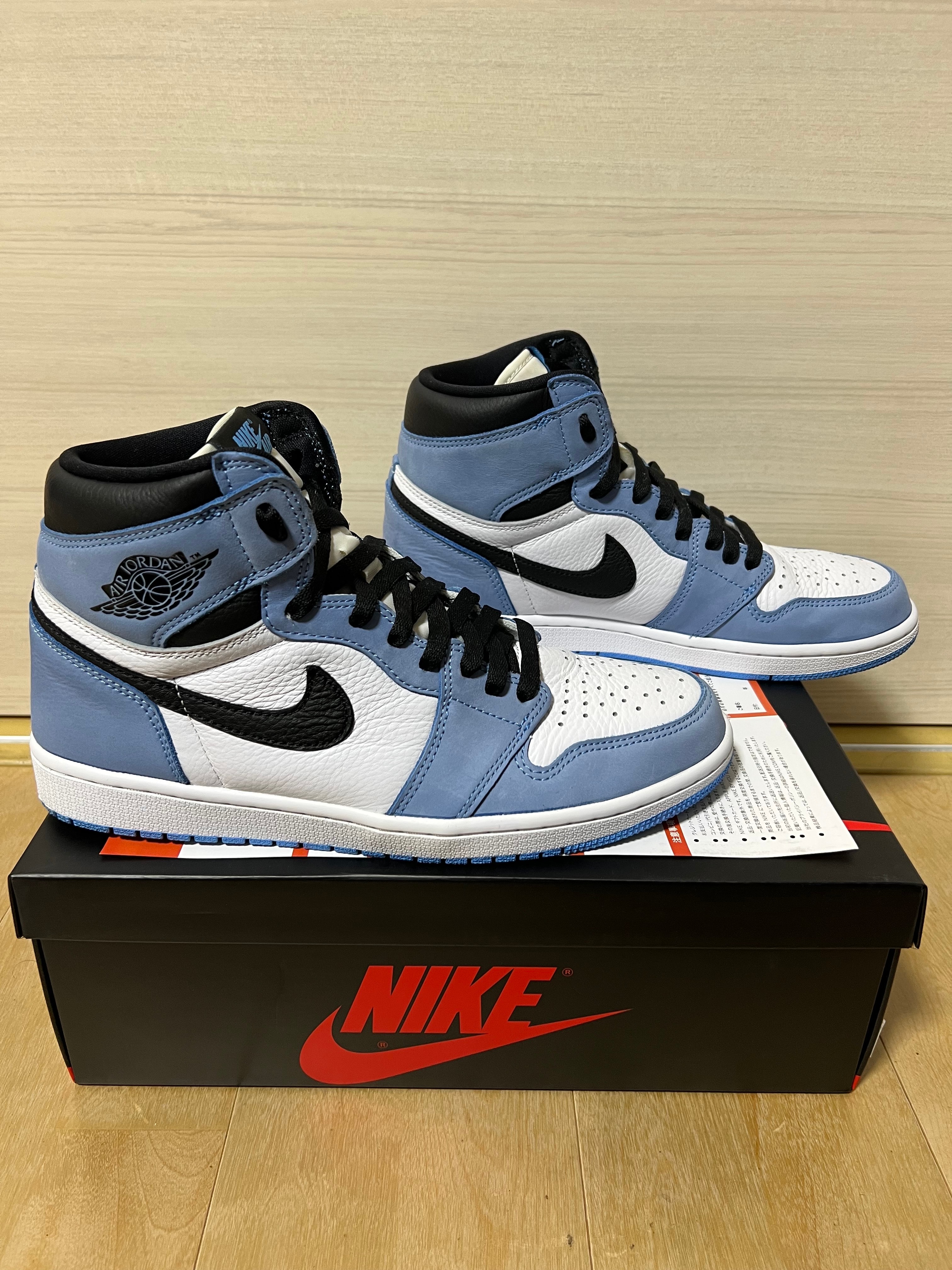 Nike Air Jordan 1 High OG "University Blue"