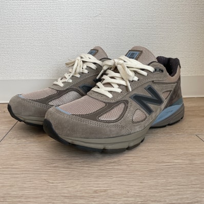 AURALEE × New Balance 990V4 "Taupe"