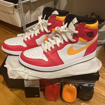 Nike Air Jordan 1 High OG "Light Fusion Red"