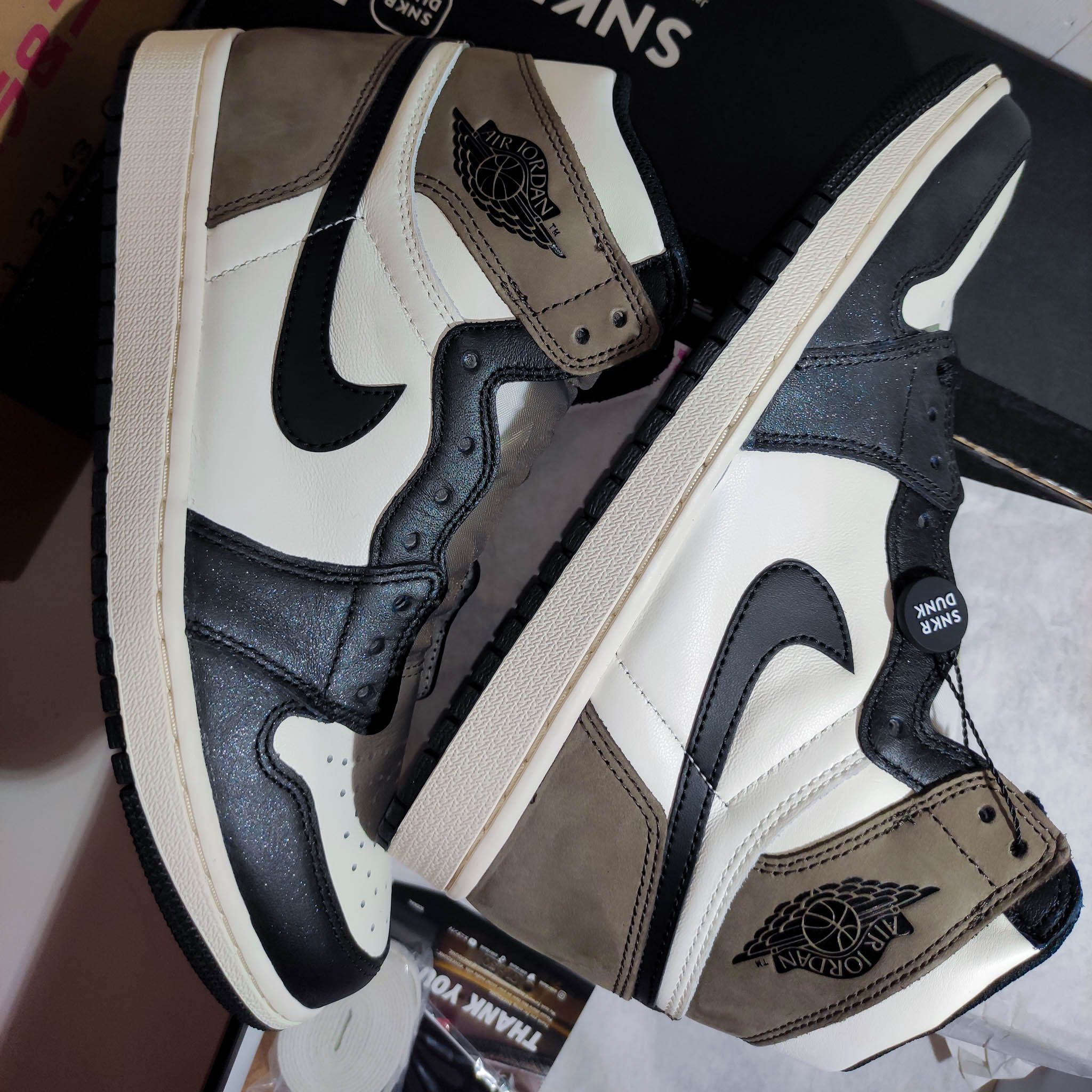Nike Air Jordan 1 High OG "Sail/Dark Mocha/Black"