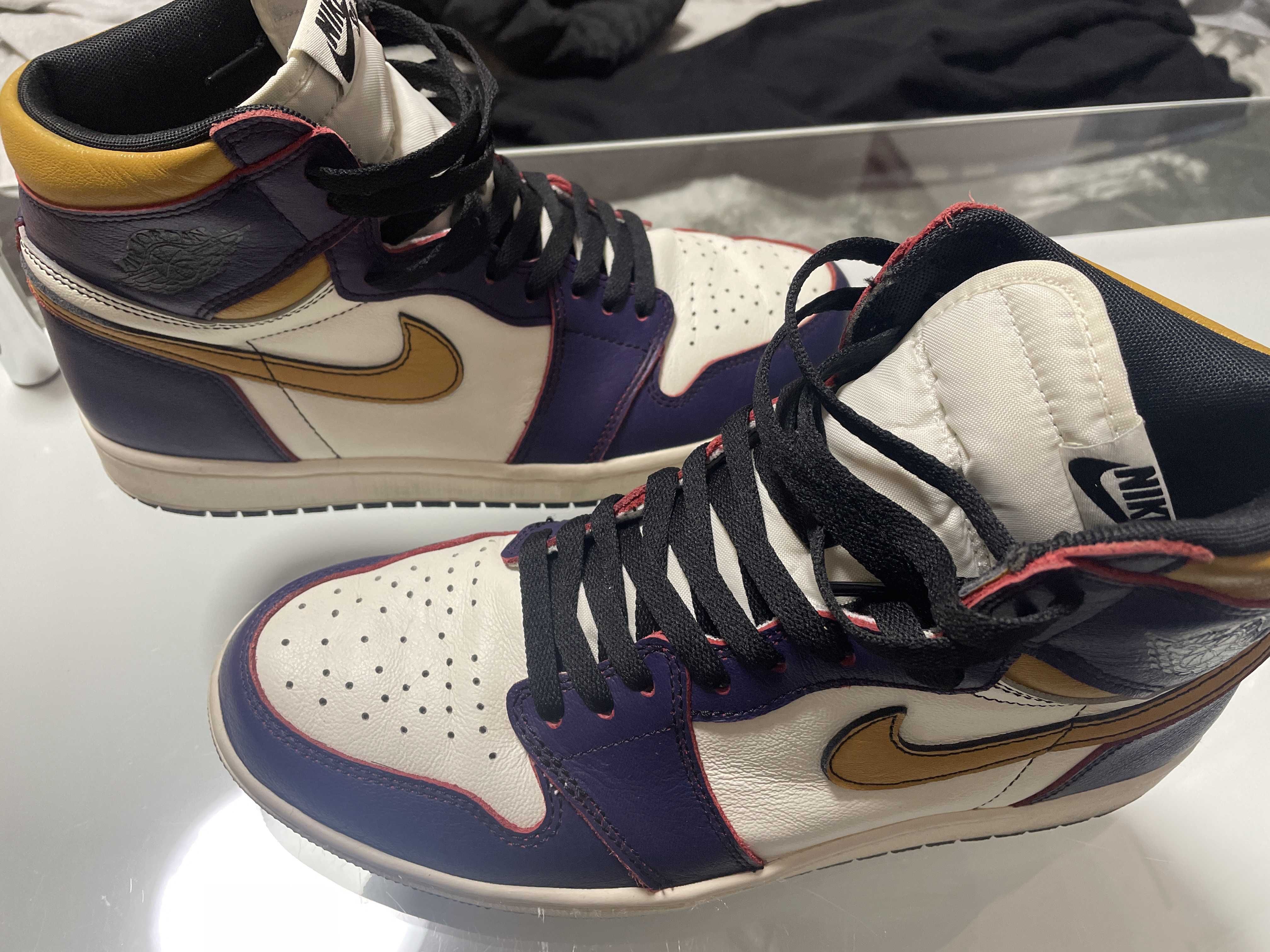 Nike SB × Air Jordan 1 Retro High "La To Chicago"