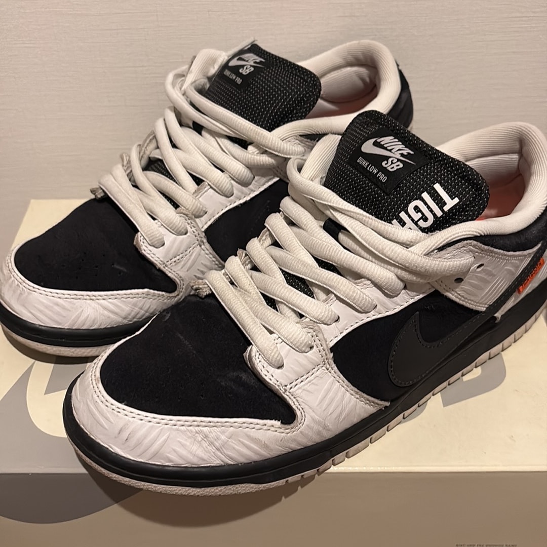 TIGHTBOOTH × Nike SB Dunk Low Pro QS "Black and White"