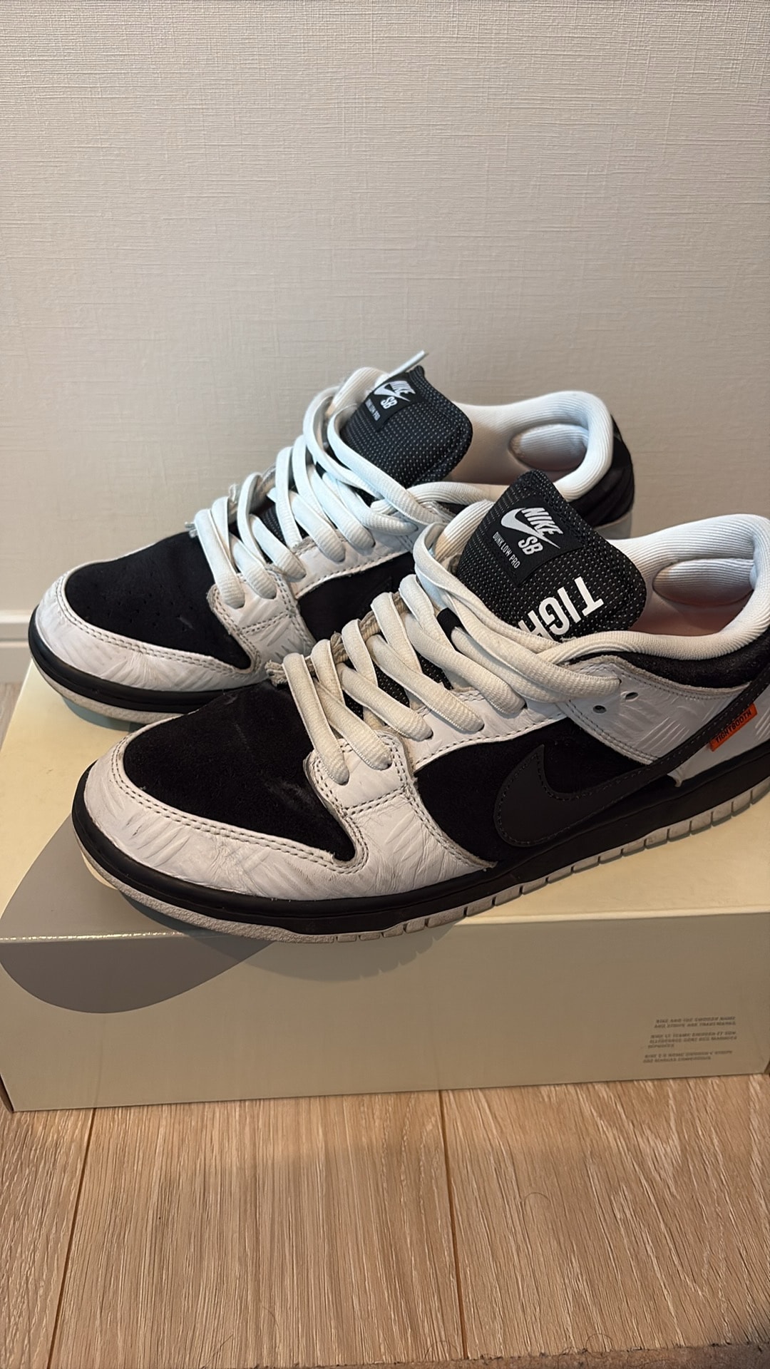 TIGHTBOOTH × Nike SB Dunk Low Pro QS "Black and White"