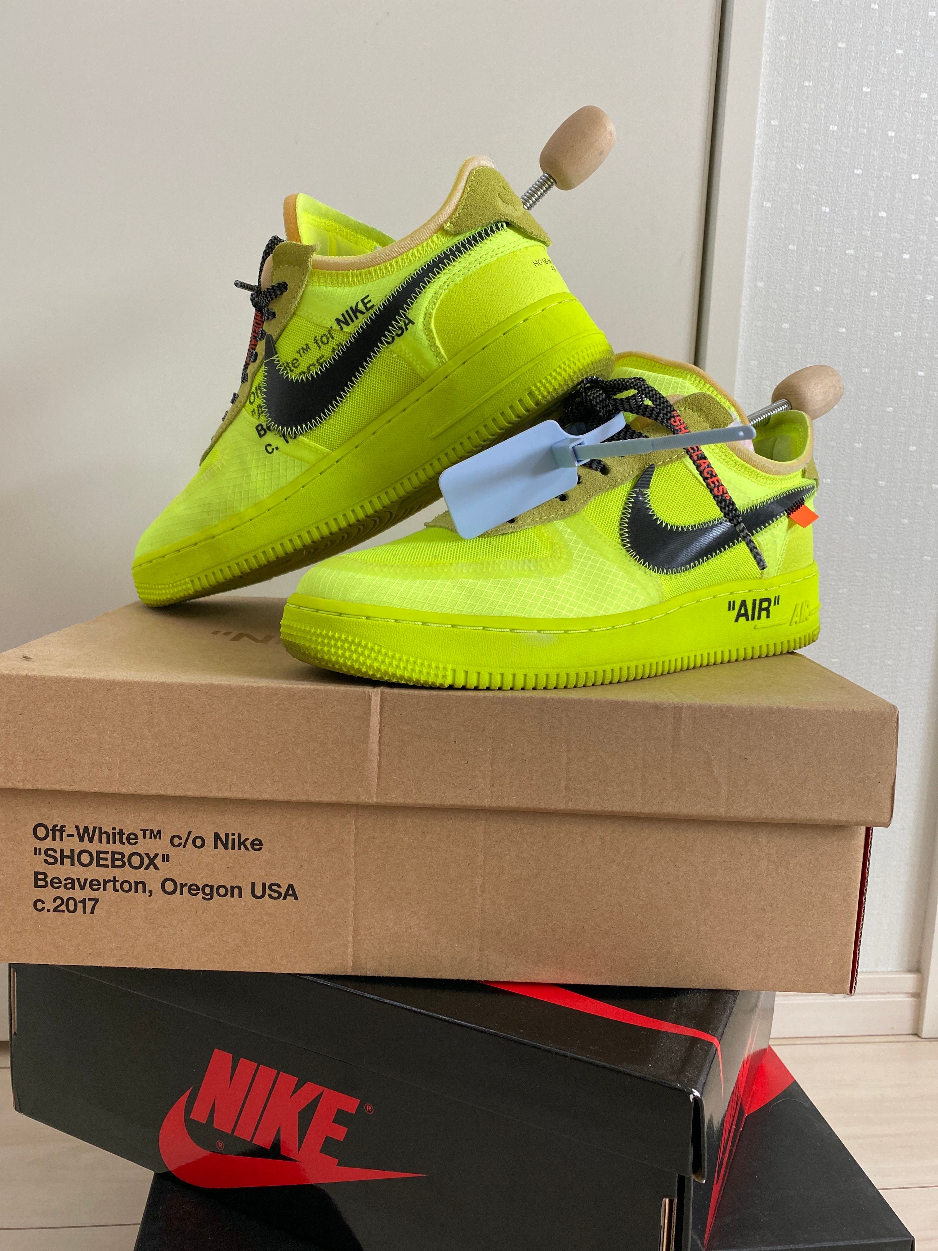 Off-White × Nike Air Force 1 Low "Volt"