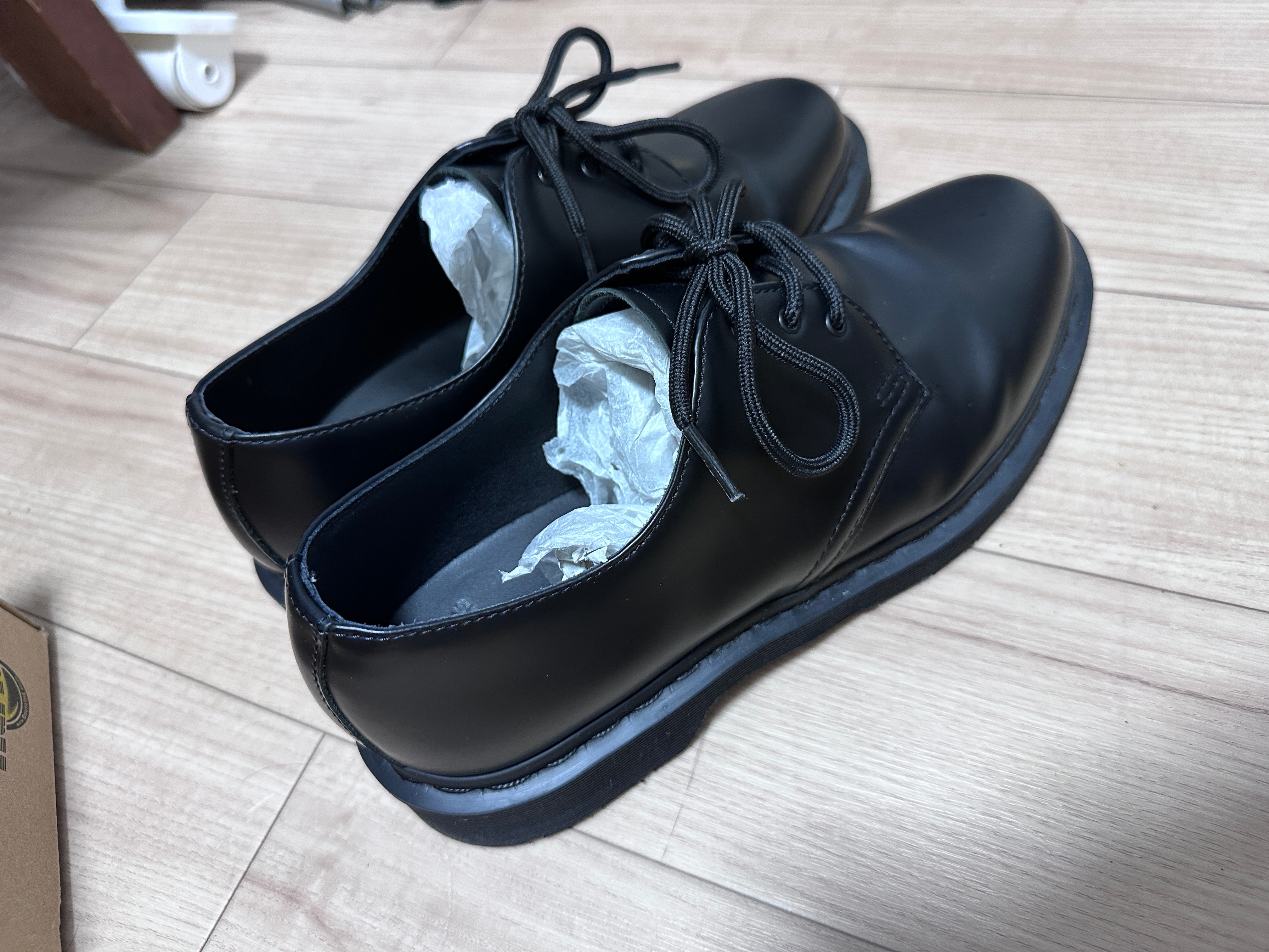 ドクターマーチン 1461 ホワイトステッチ 3ホール シューズ "ブラック"