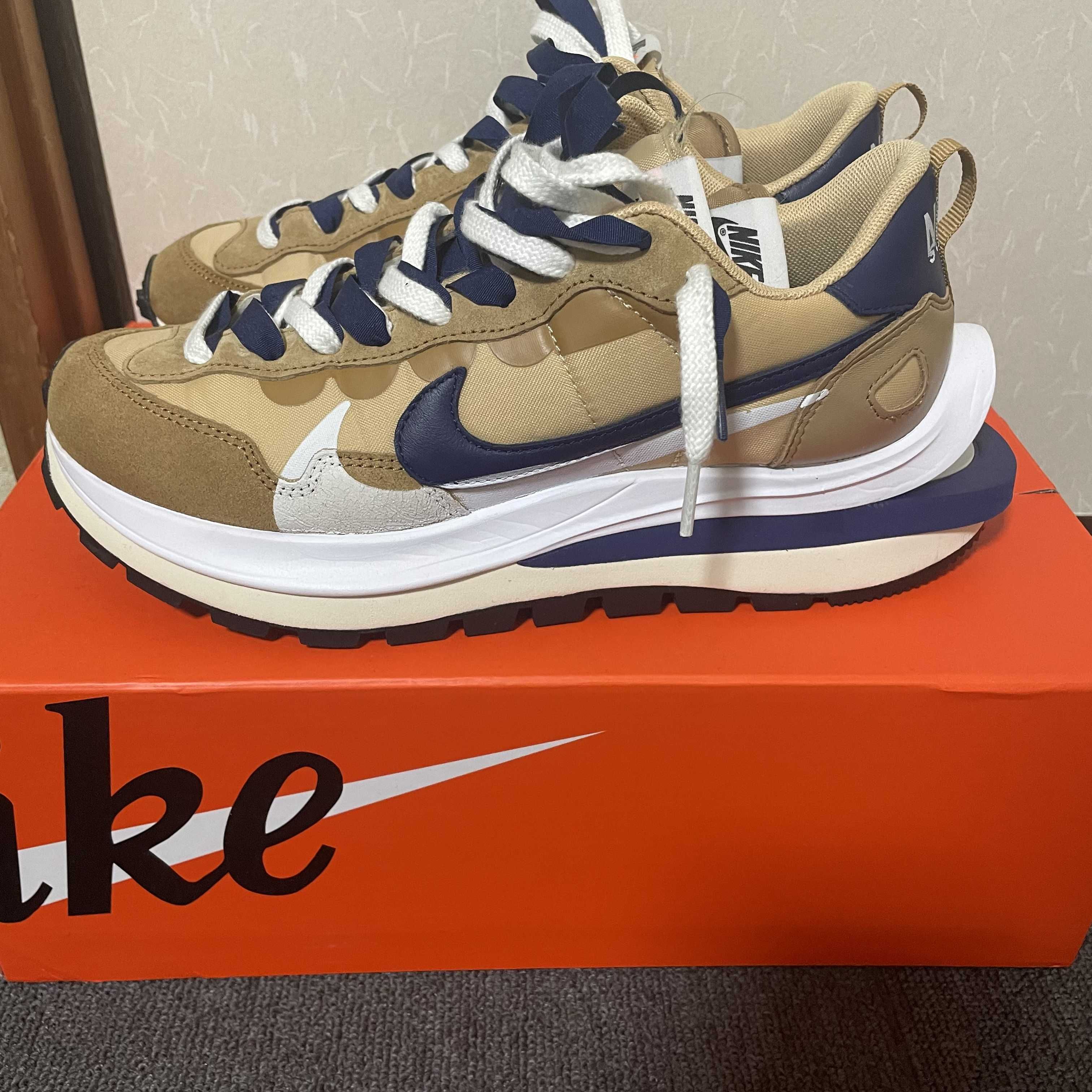 Sacai × Nike Vapor Waffle "Sesame And Blue Void"