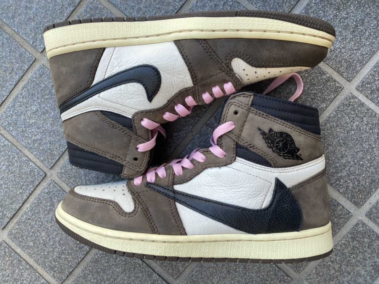 Travis Scott × Nike Air Jordan 1 Retro High OG TS SP "Sail/Dark Mocha"
