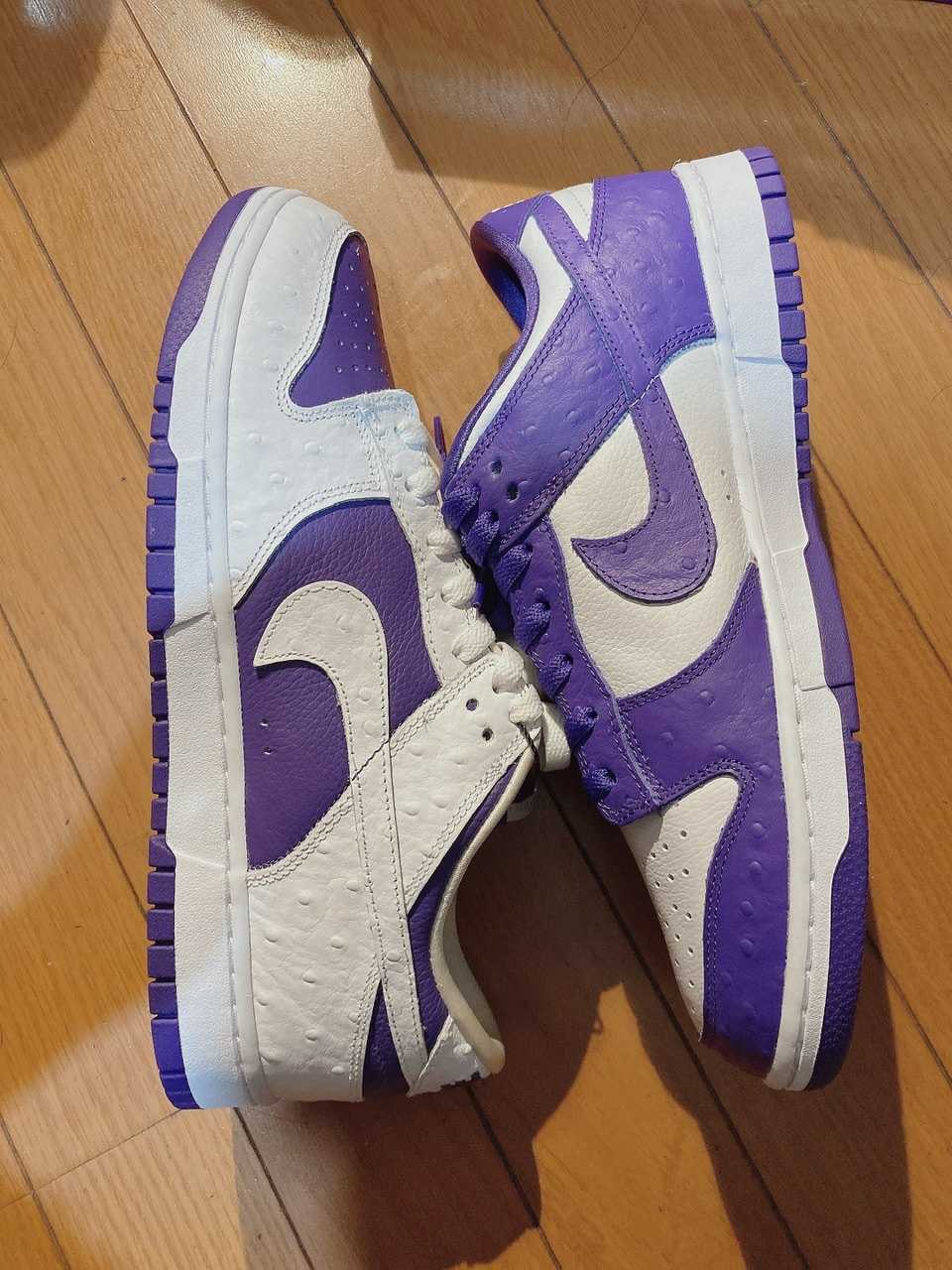 Nike Women's Dunk Low "Made You Look"