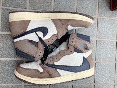Travis Scott × Nike Air Jordan 1 Retro High OG TS SP "Sail/Dark Mocha"