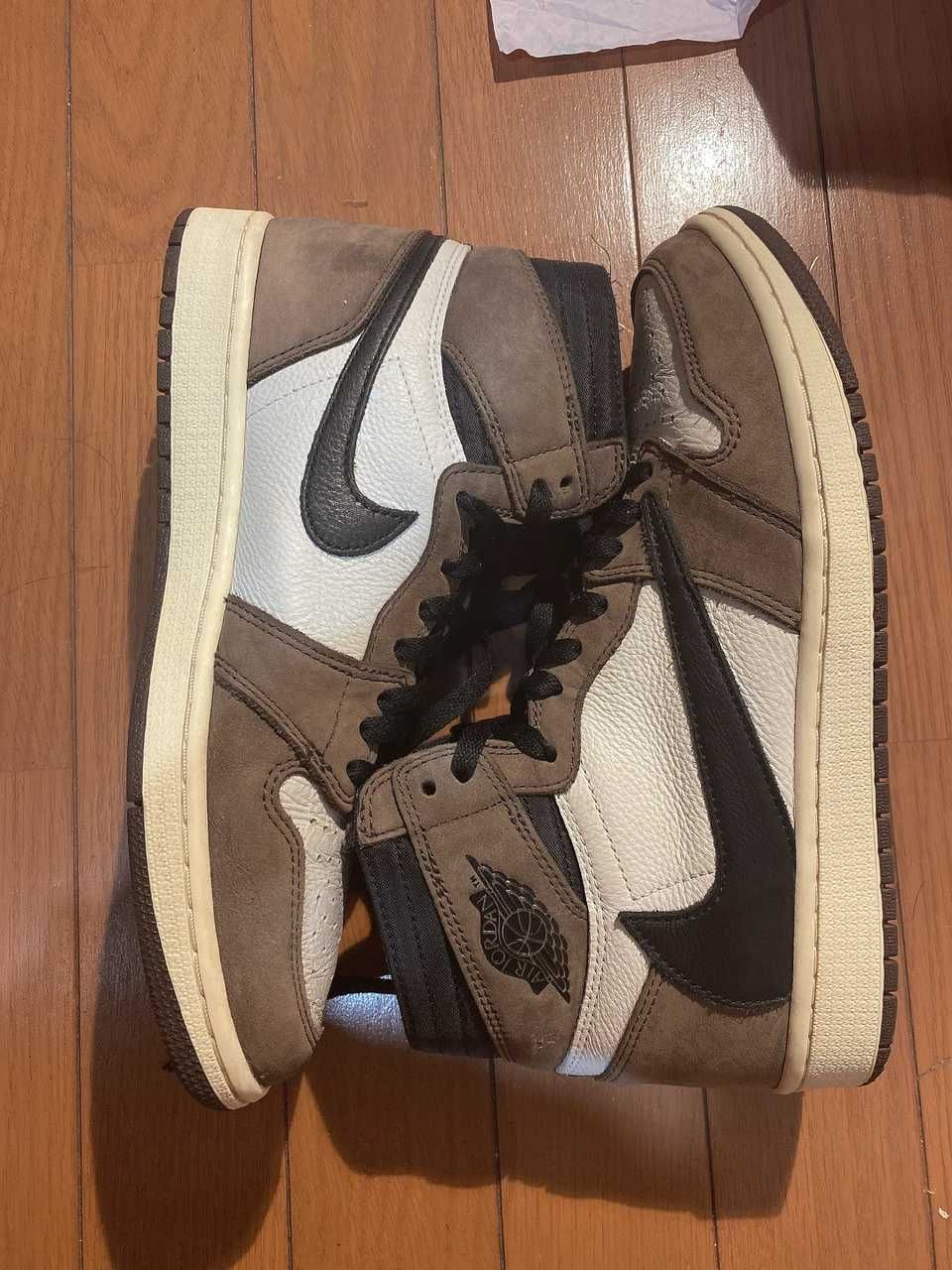 Travis Scott × Nike Air Jordan 1 Retro High OG TS SP "Sail/Dark Mocha"