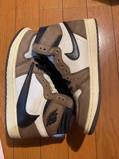 Travis Scott × Nike Air Jordan 1 Retro High OG TS SP "Sail/Dark Mocha"