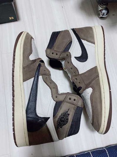 Travis Scott × Nike Air Jordan 1 Retro High OG TS SP "Sail/Dark Mocha"