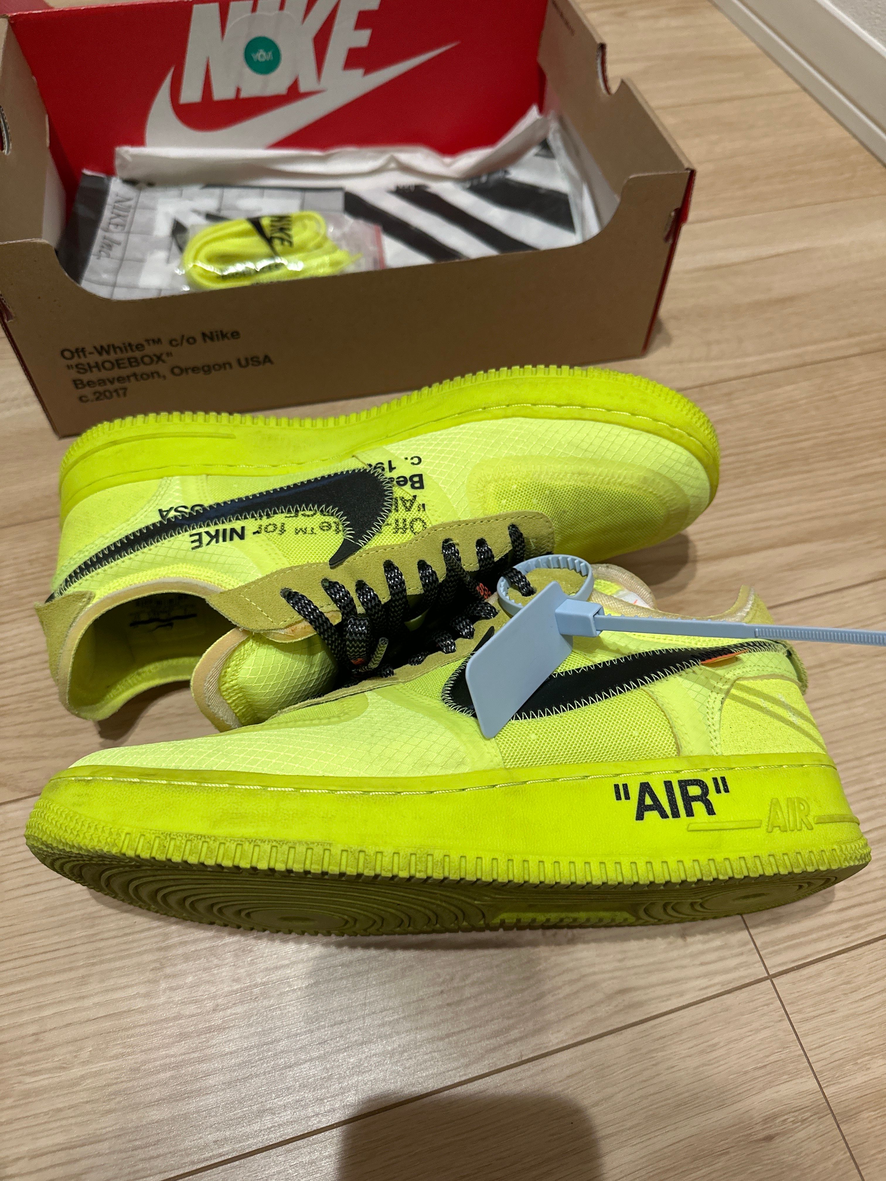 Off-White × Nike Air Force 1 Low "Volt"