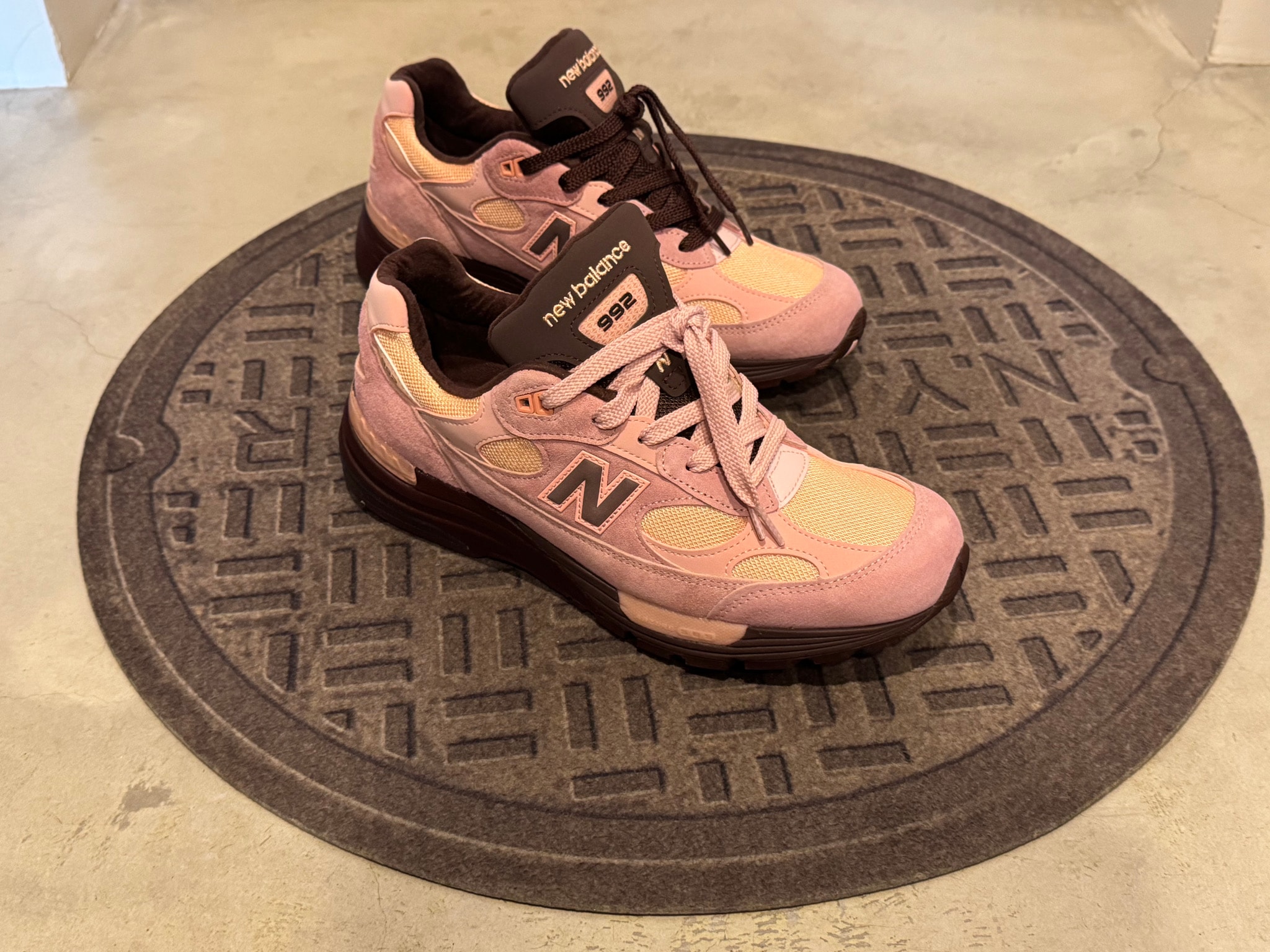 New Balance 992 Made In USA "Pink Chalk"