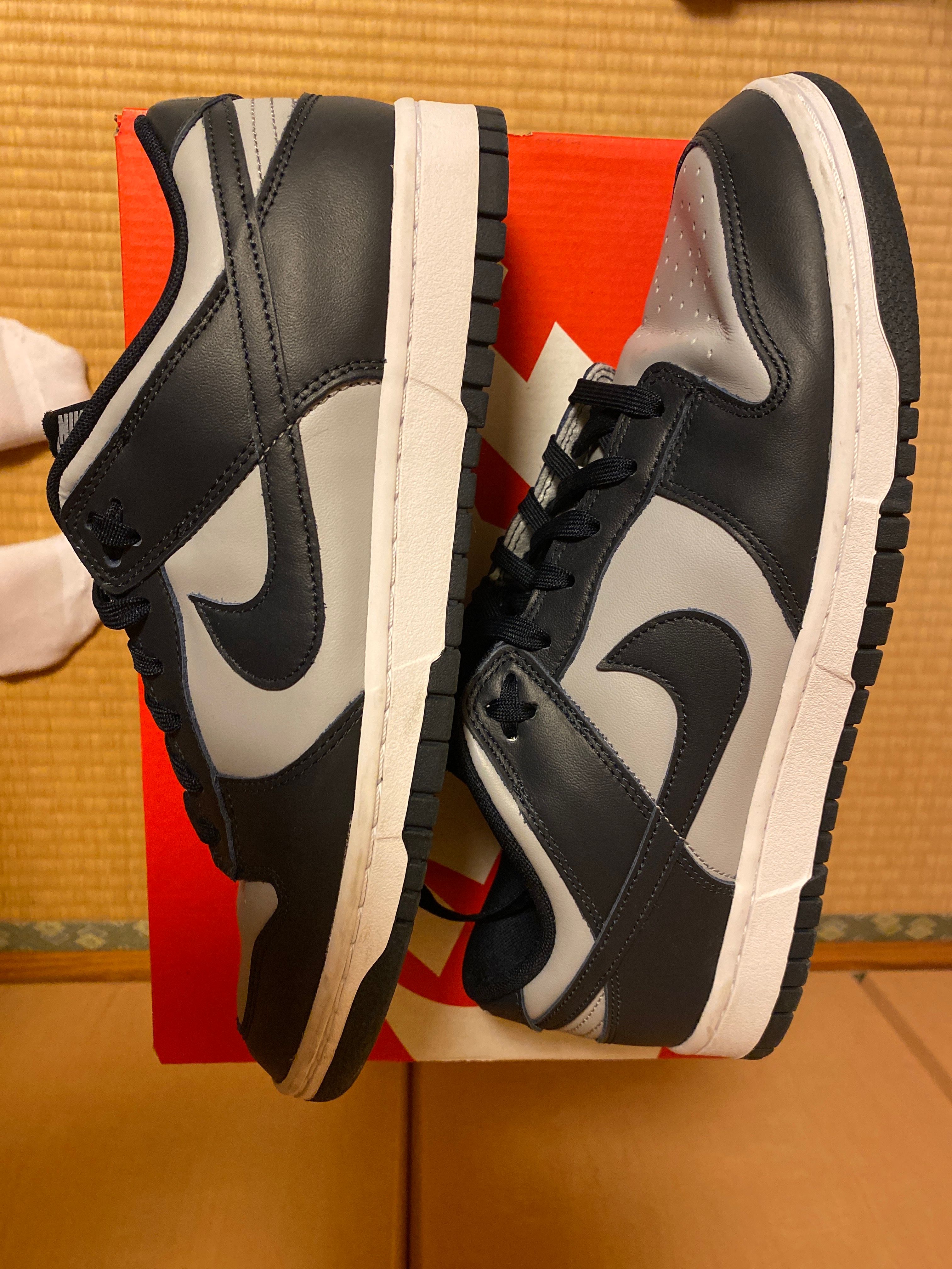 Nike Dunk Low "Championship Grey"