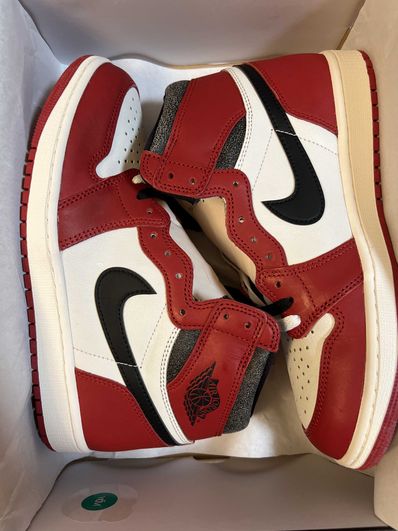 Nike Air Jordan 1 High OG "Lost & Found/Chicago"