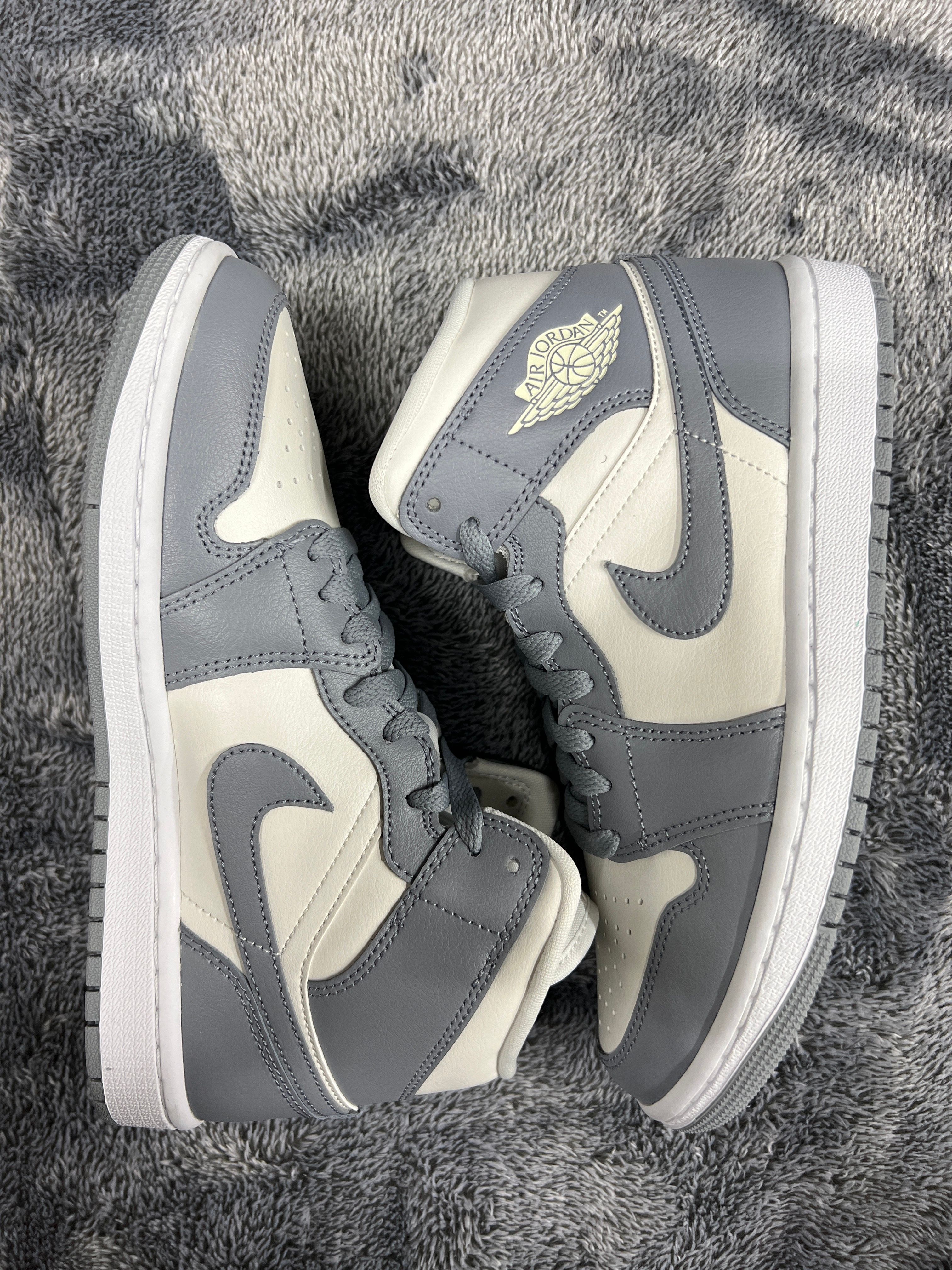 Nike Women's Air Jordan 1 Mid "Grey/Sail"