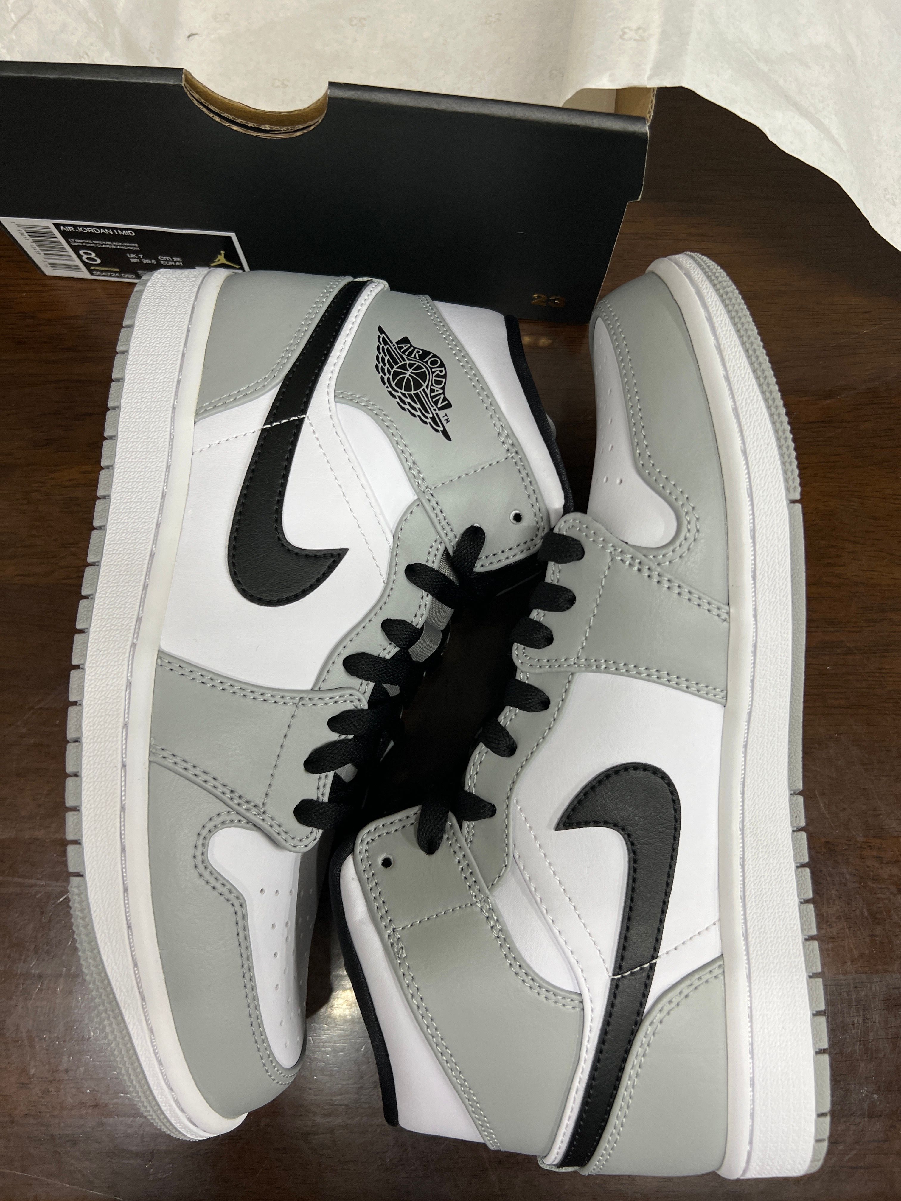 Nike Air Jordan 1 Mid "Light Smoke Grey/White/Black"
