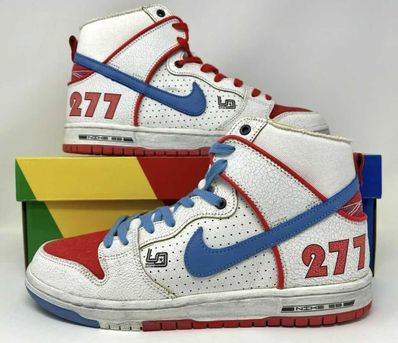 Magnus Walker x Nike SB Dunk High "1971 Porche 911 T 277"