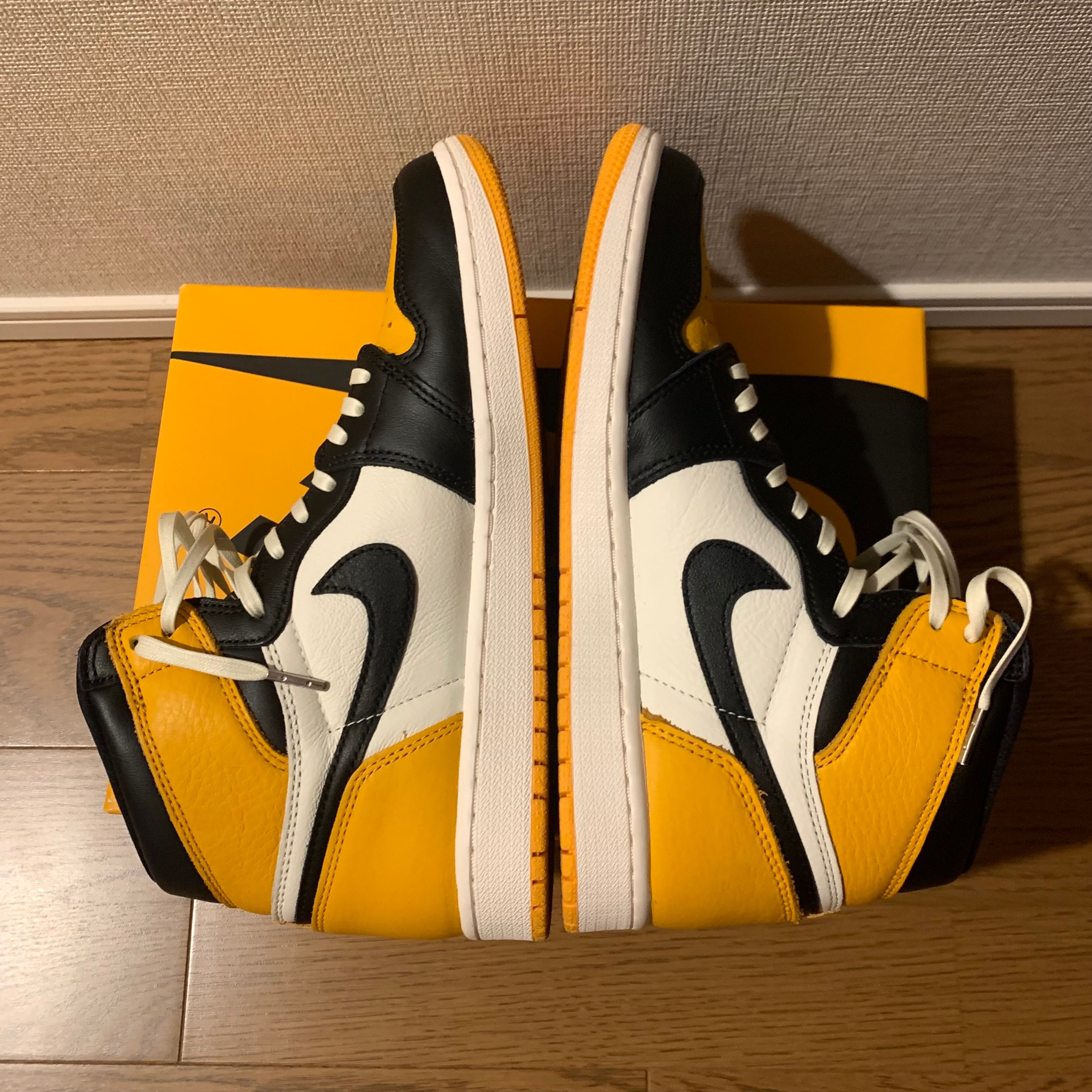 Nike Air Jordan 1 Retro High OG "Taxi"