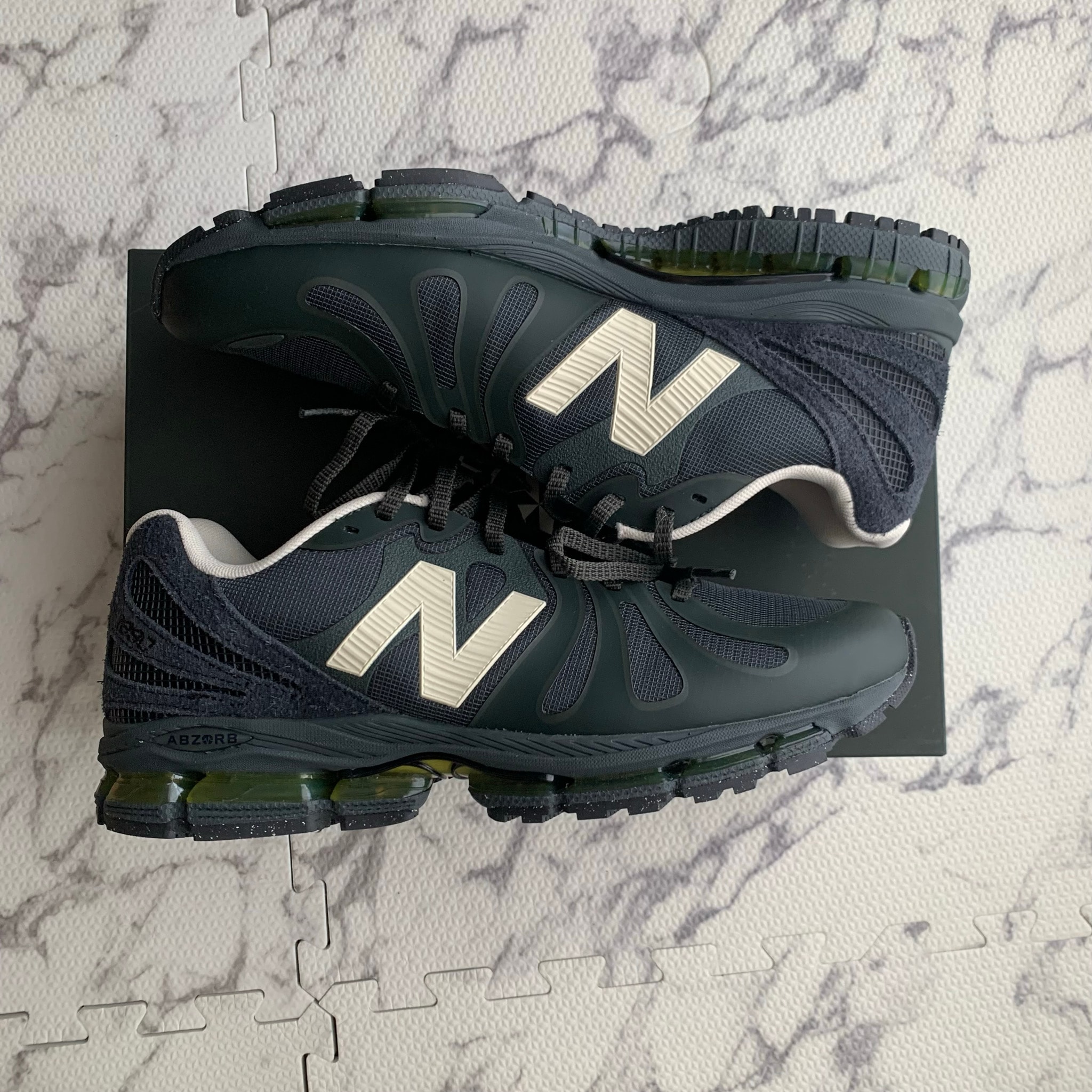 Stone Island × New Balance ABZORB 1890 "Deep Forest"