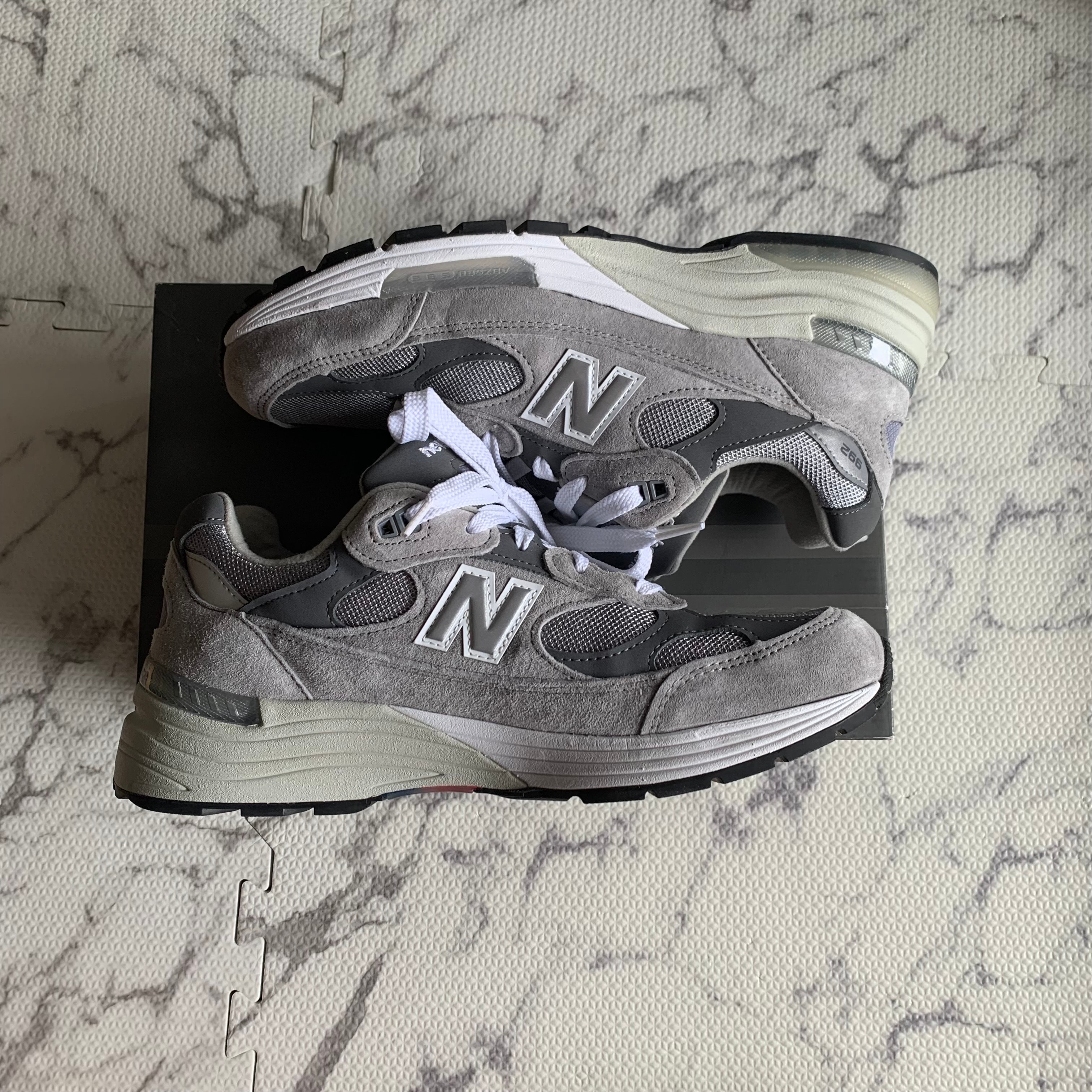 New Balance 992 