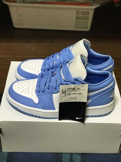 Nike Women's Air Jordan 1 Low "UNC"
